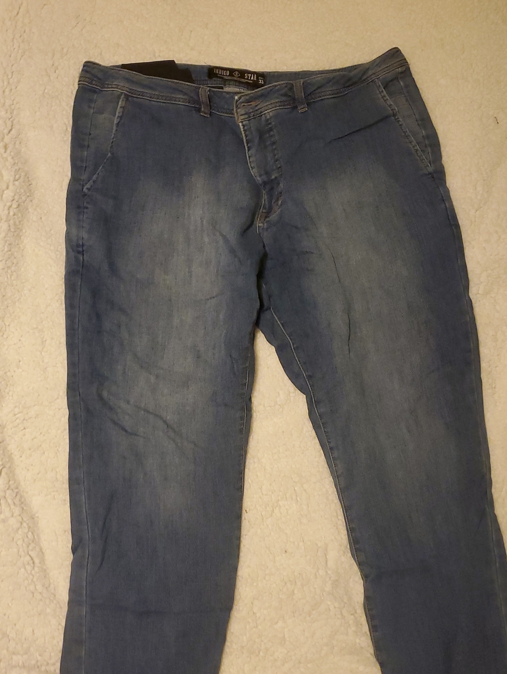 Indigo Men's Straight Jeans in Faded Blue